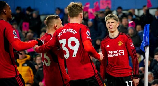 Manchester United's Alejandro Garnacho (right) celebrates after scoring their side's first goal of the game with an overhead kick during the Premier League match at Goodison Park, Liverpool. Picture date: Sunday November 26, 2023.