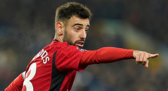 Liverpool, UK. 26th Nov, 2023. Bruno Fernandes of Manchester United during the Premier League match at Goodison Park, Liverpool.