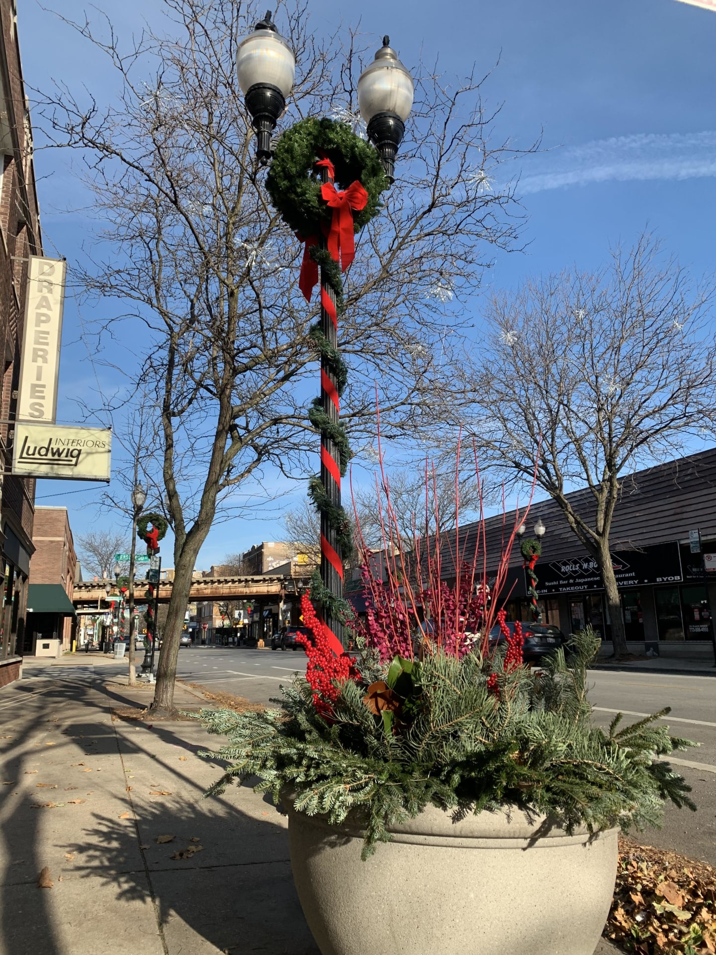 Lincoln Square Holiday Decorations