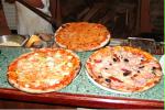 Gallery Image MemPhoto_pizza.jpg